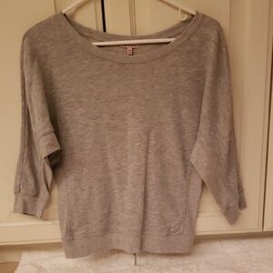 Juicy Couture Light Gray Knit Top
